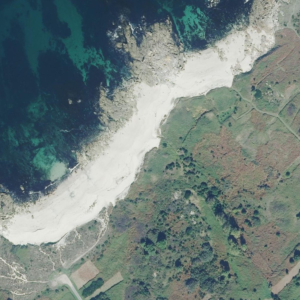 Aerial map of Praia de Cons