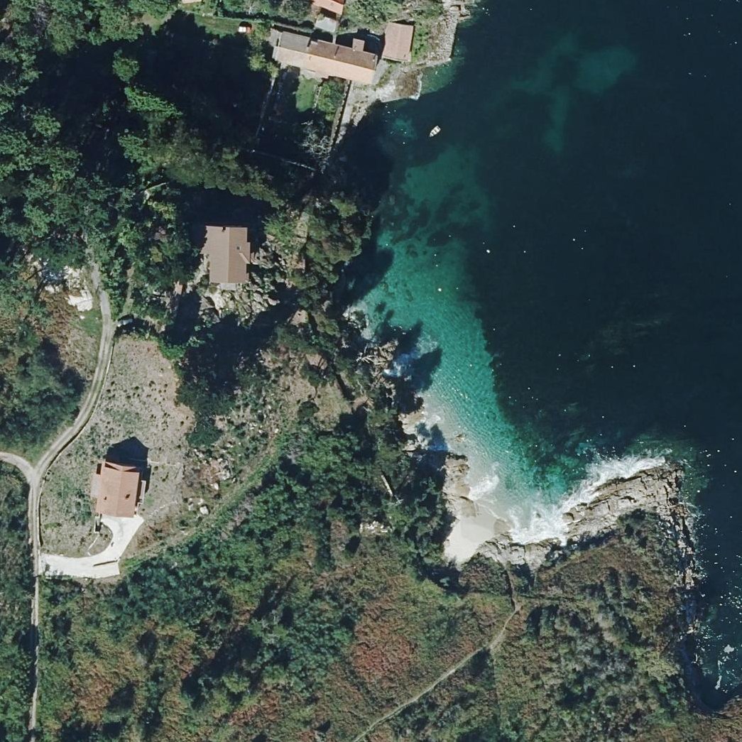 Aerial map of Praia de Couso
