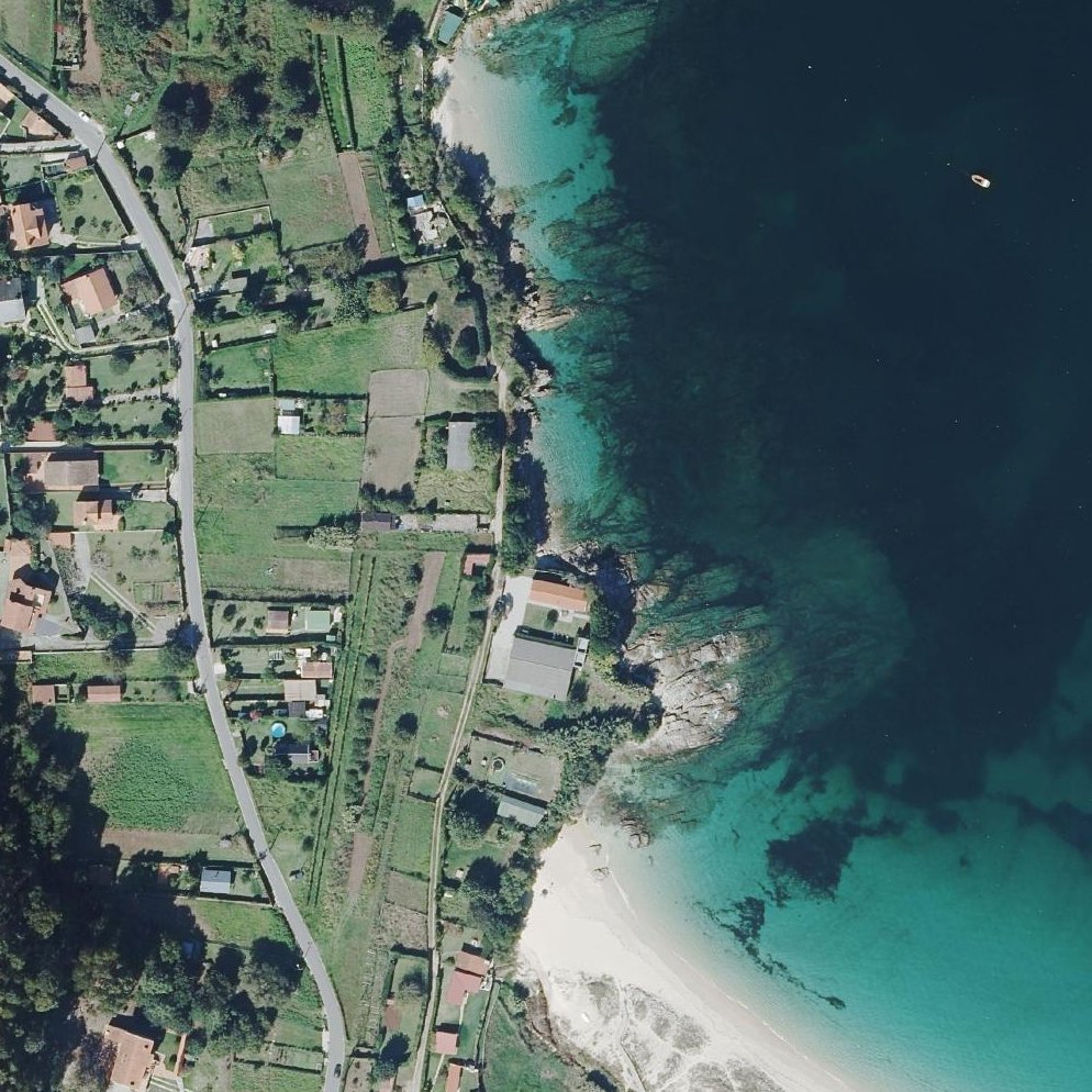 Aerial map of Praia De Curres