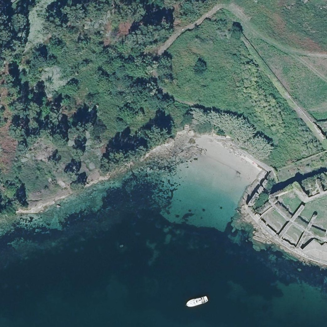 Aerial map of Praia de Detrás do Castelo