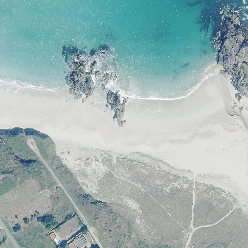 Aerial map of Praia de Esteiro