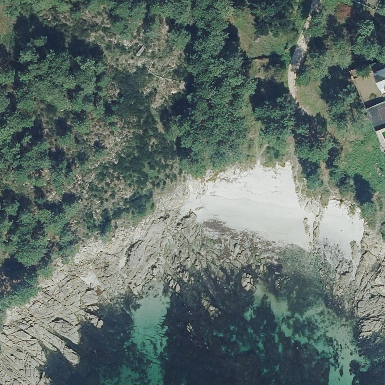 Aerial map of Praia de Fontenla