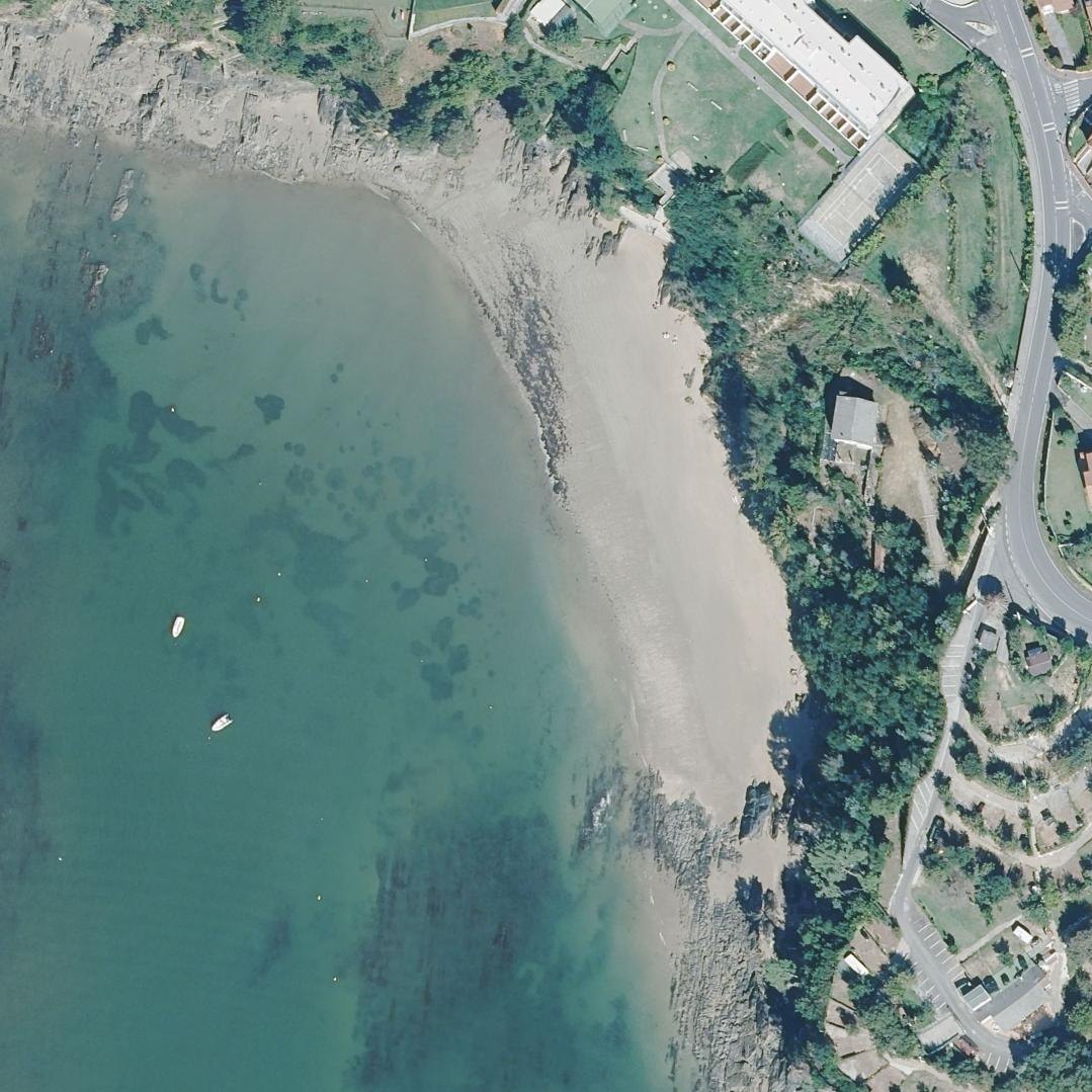 Aerial map of Praia de Lago