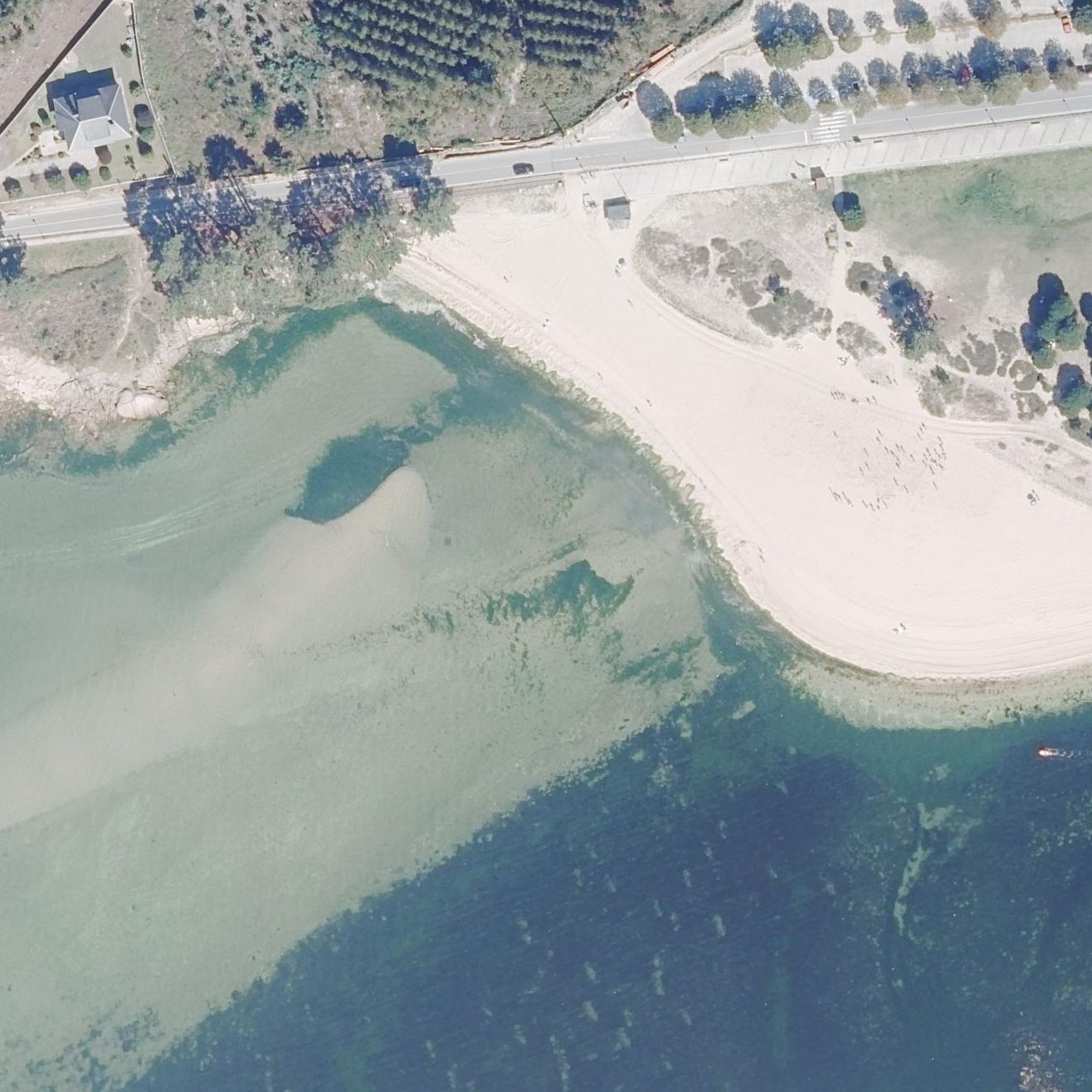Aerial map of Praia de Lourido