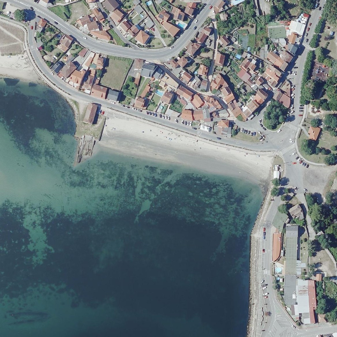 Aerial map of Praia de Meira