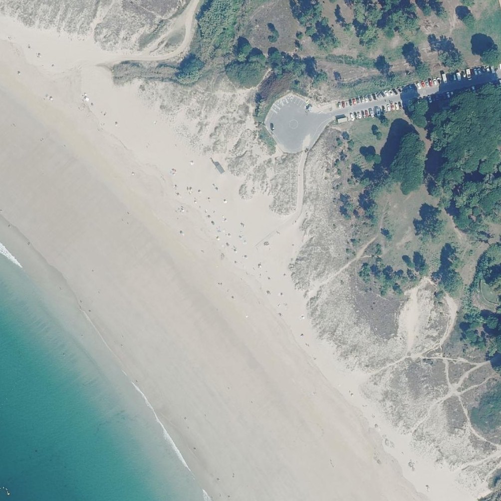 Aerial map of Praia de Montalvo
