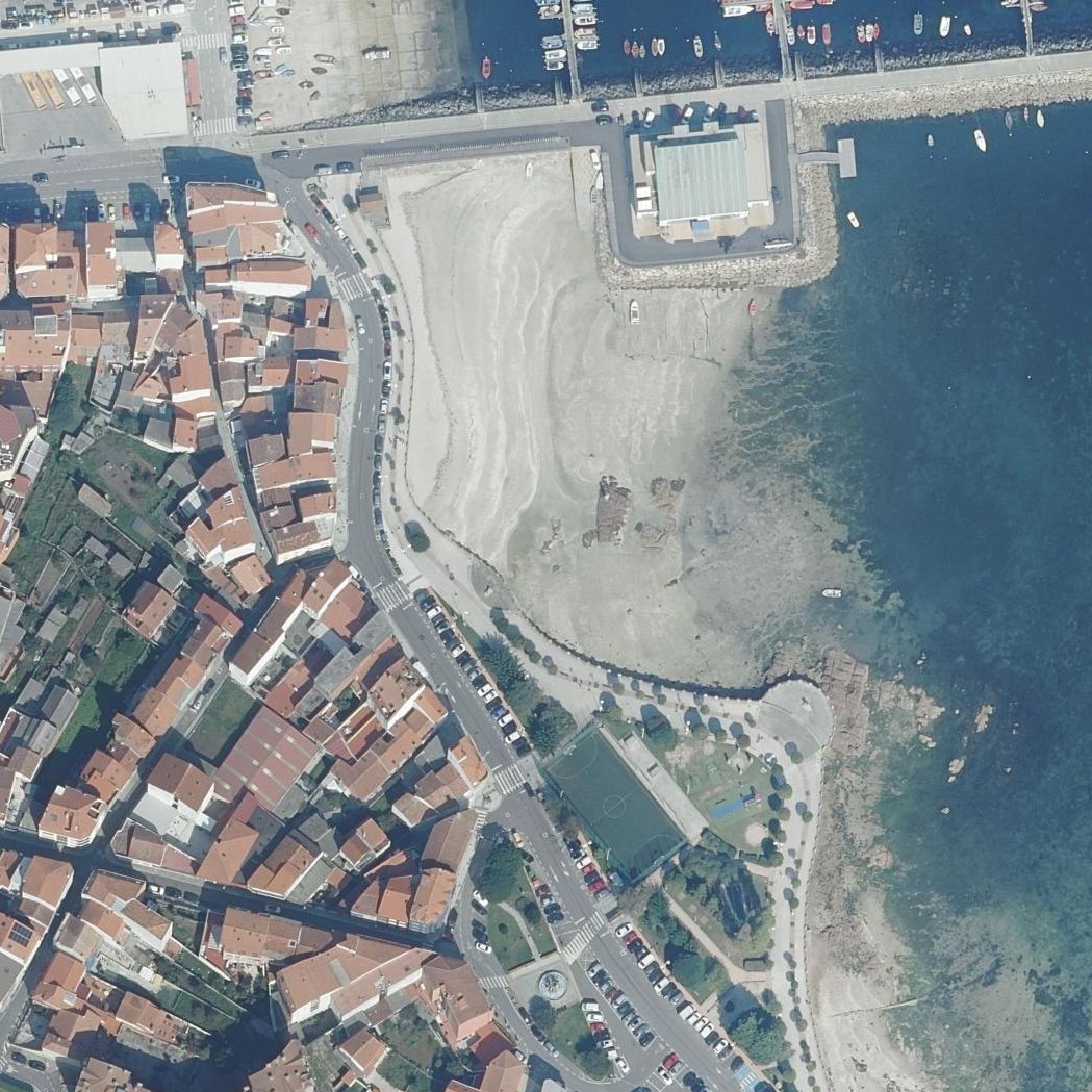 Aerial map of Praia de Peralto