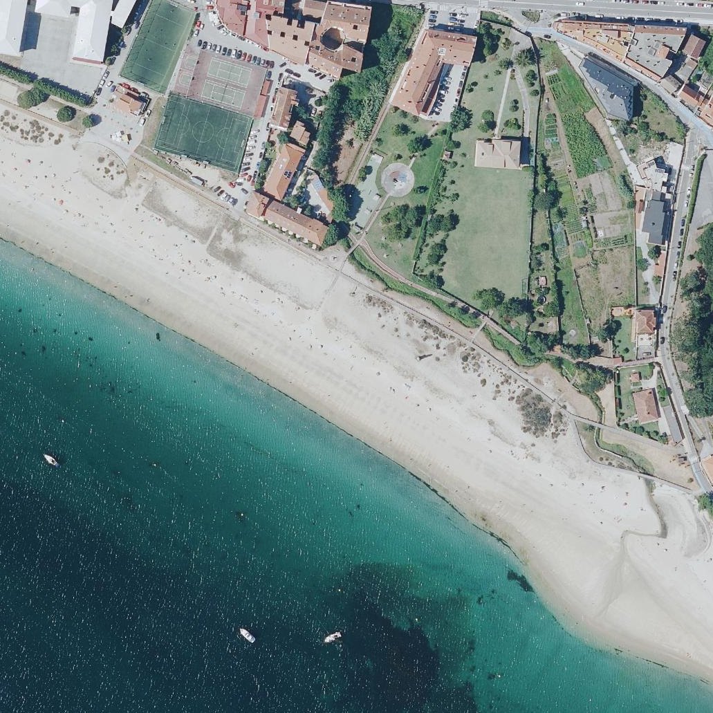 Aerial map of Praia de Rodeira