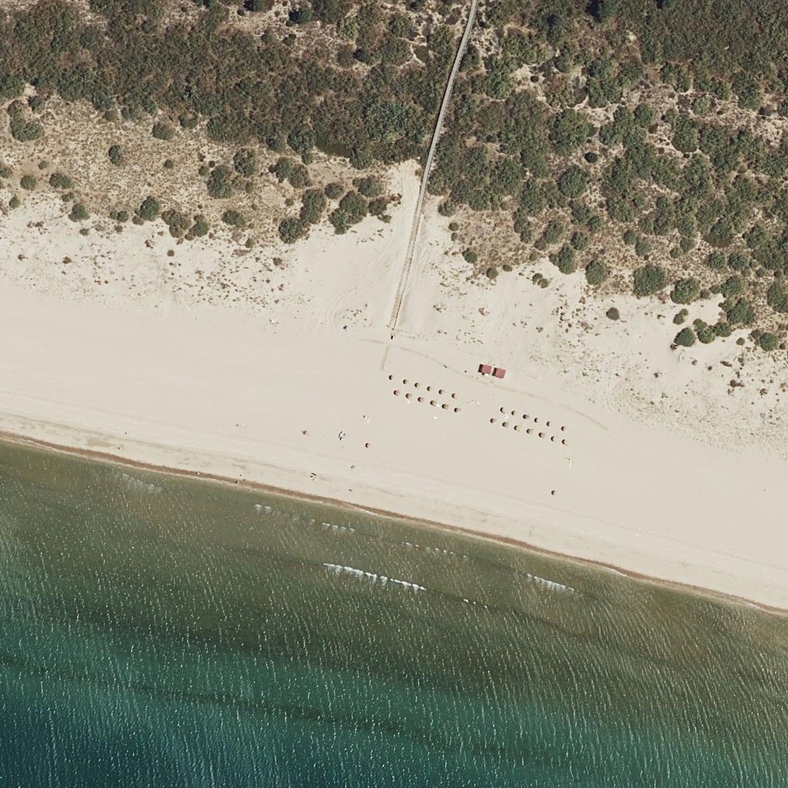 Aerial map of Praia de Santo António
