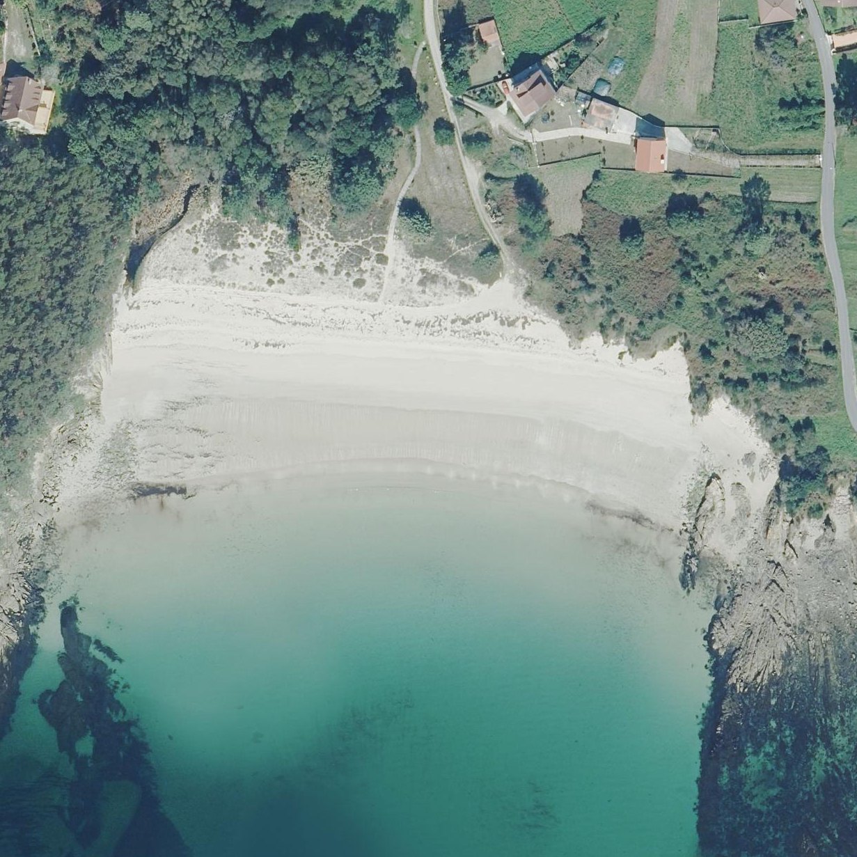 Aerial map of Praia de Ventín