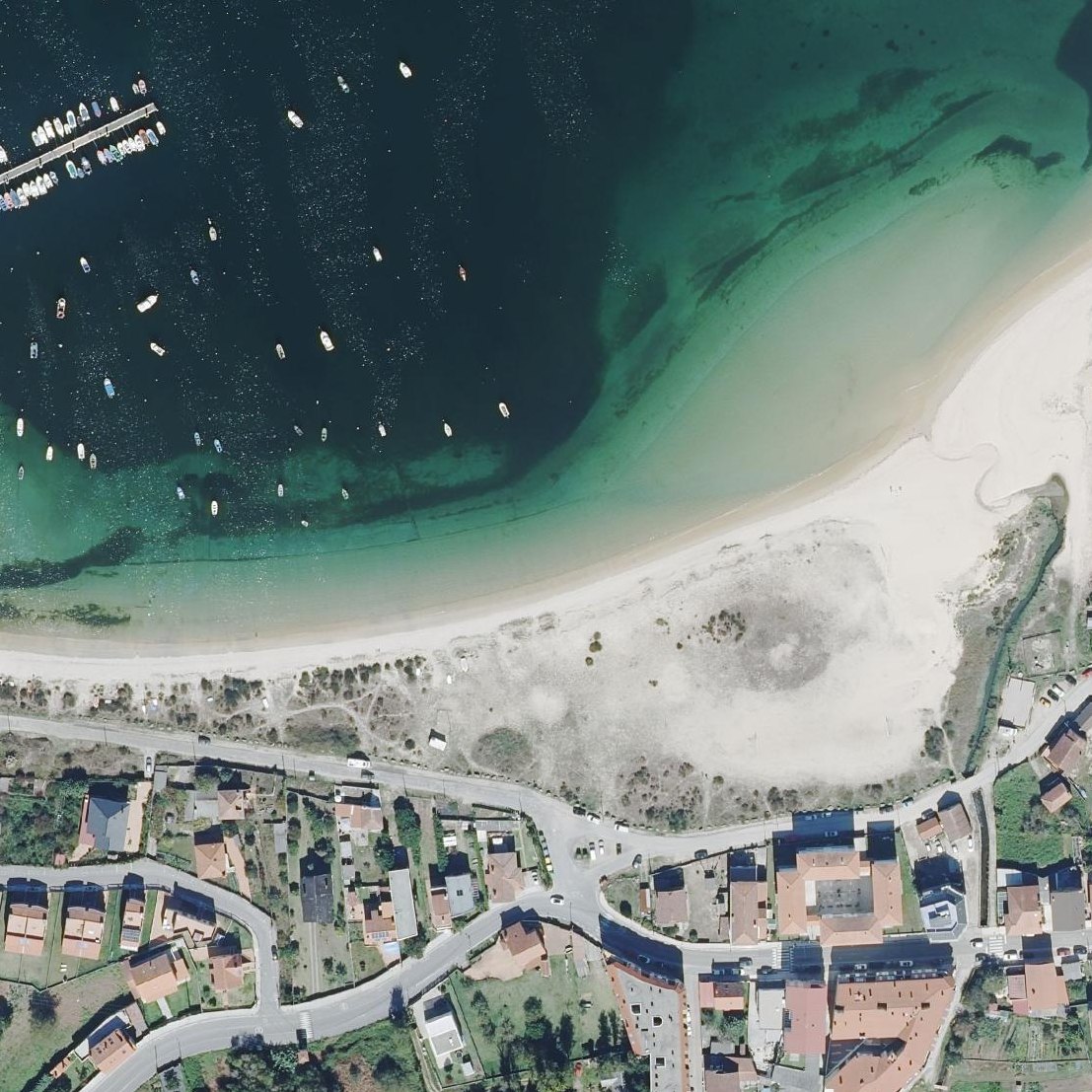 Aerial map of Praia de Vilariño