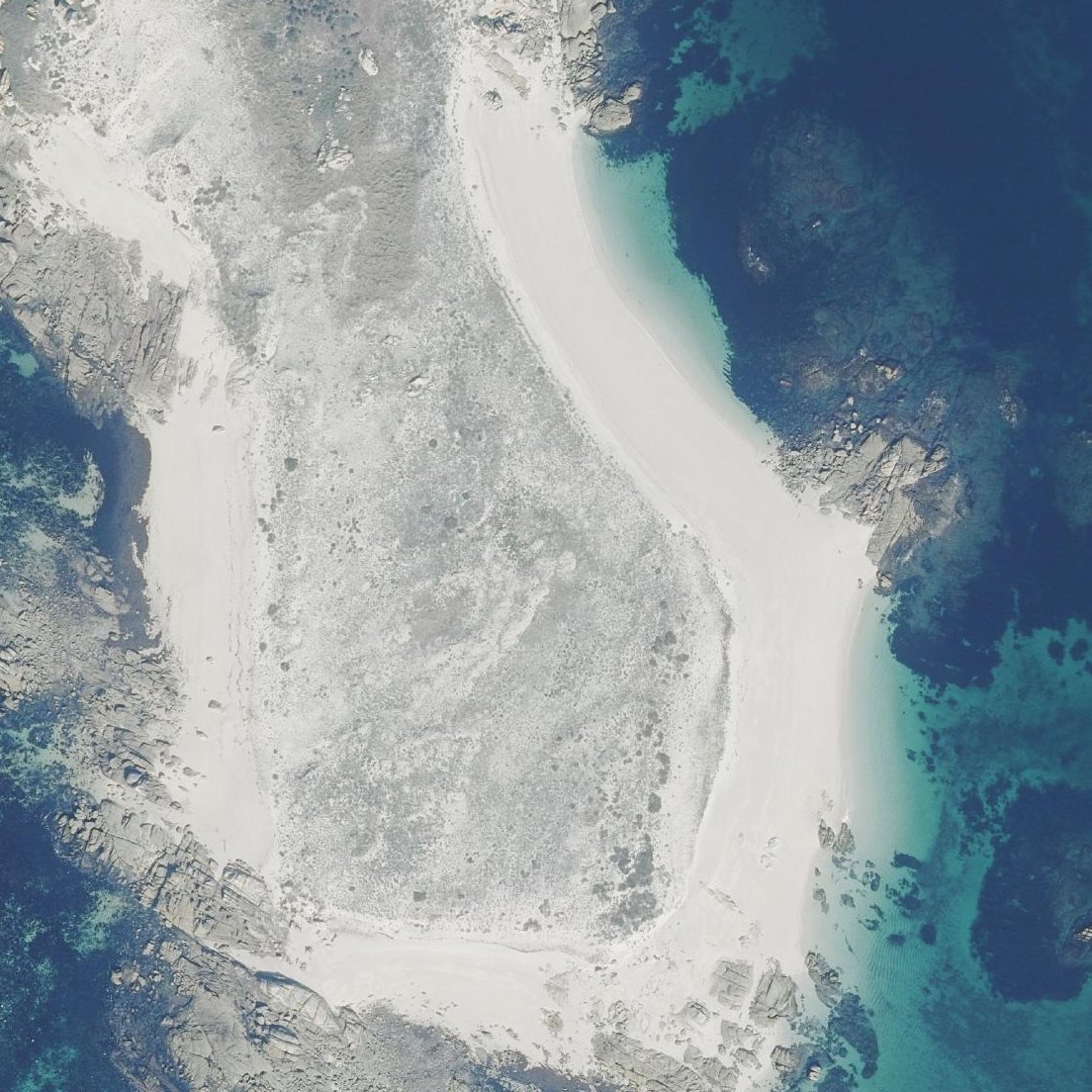 Aerial map of Praia de Vionta