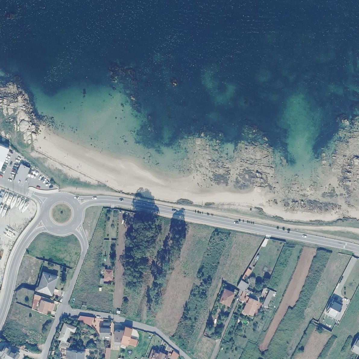 Aerial map of Praia do Aguiúncho