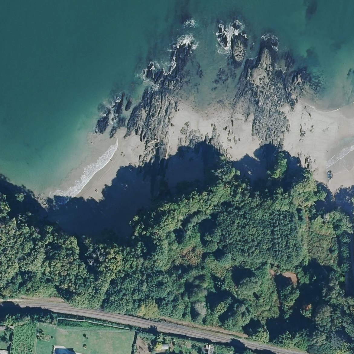 Aerial map of Praia do Cerrulo