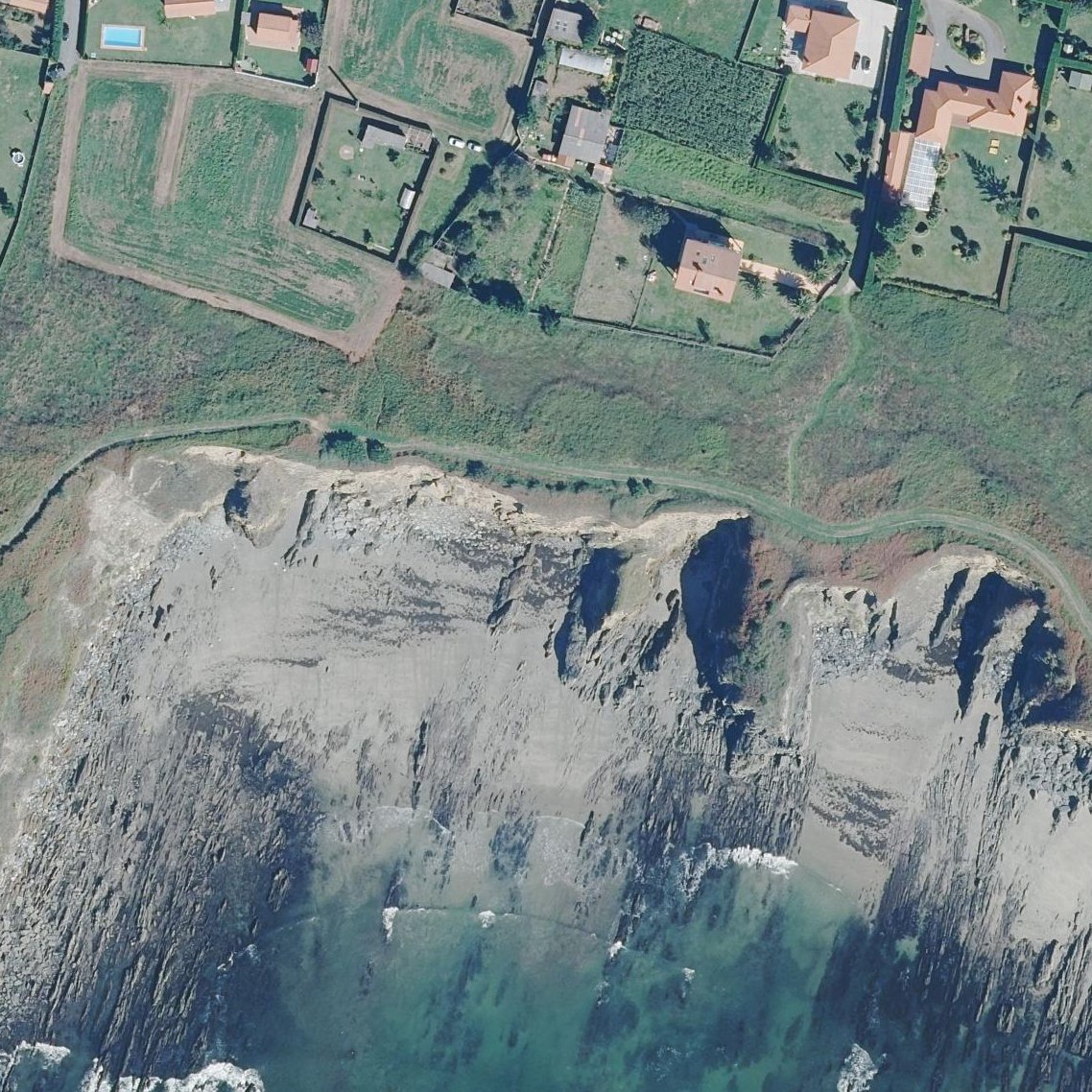 Aerial map of Praia do Colado Grande