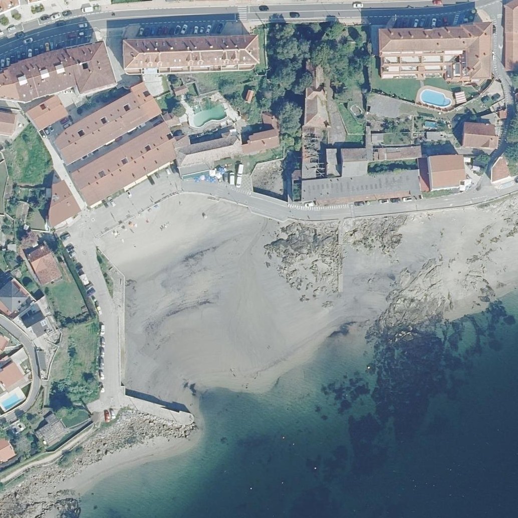 Aerial map of Praia do Covelo