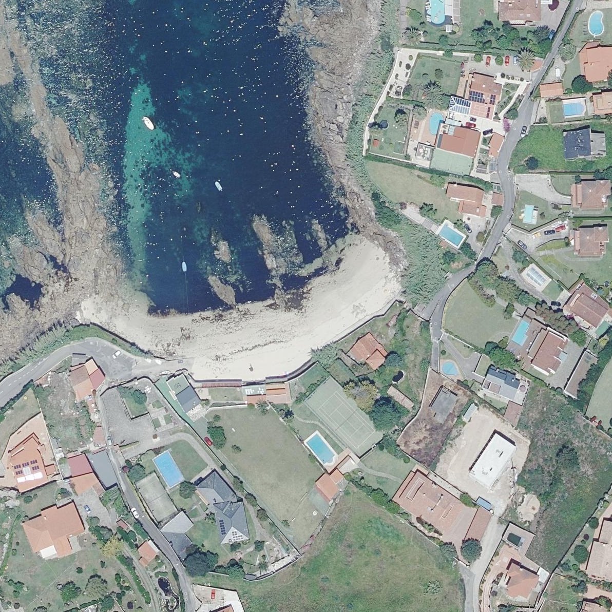 Aerial map of Praia do Portiño