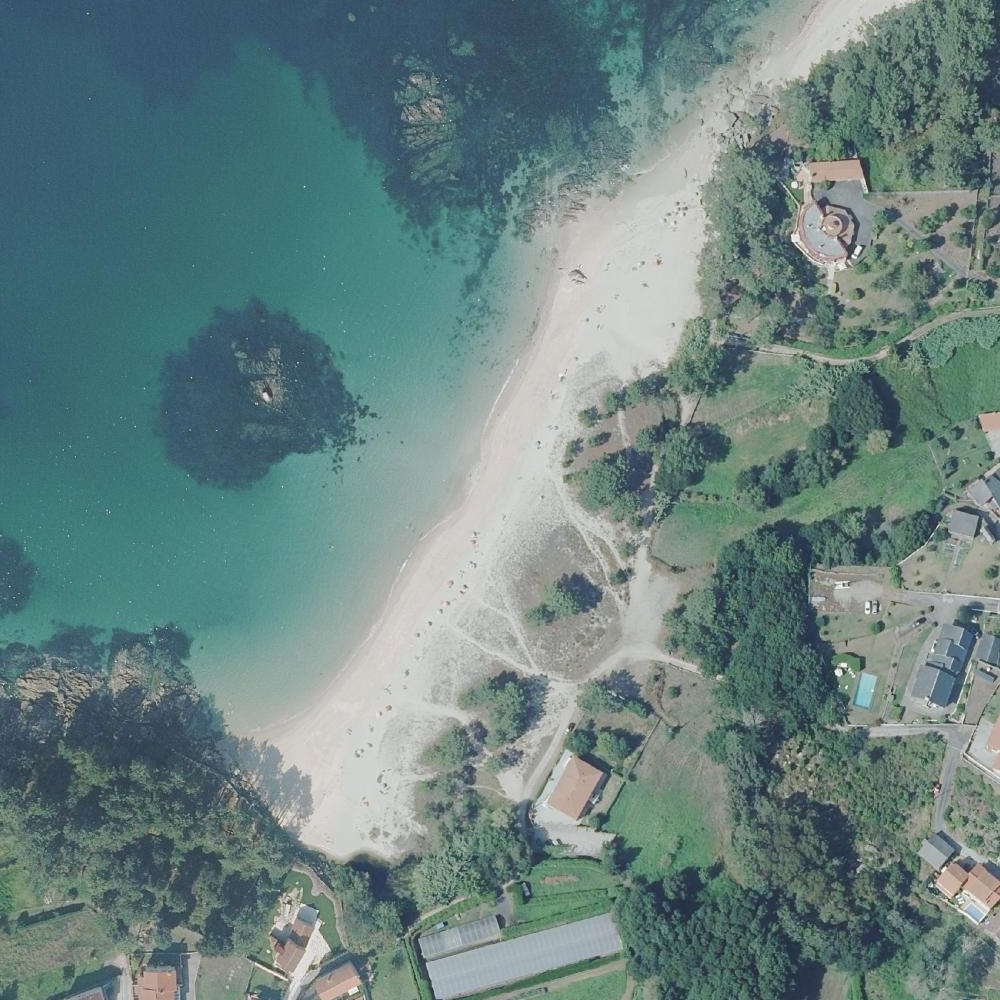 Aerial map of Praia do Pozo