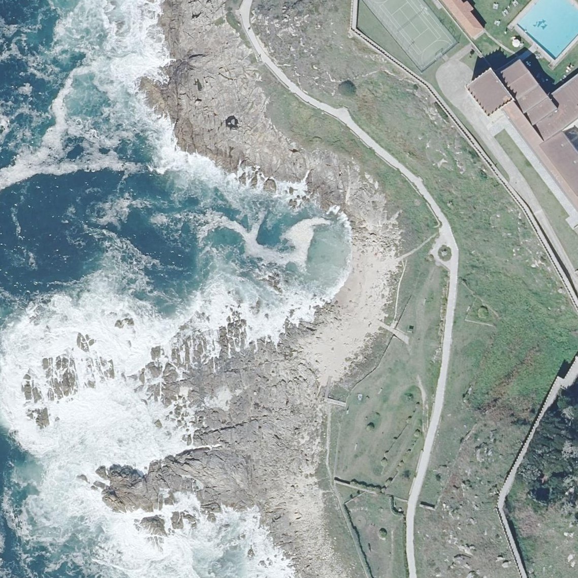 Aerial map of Praia dos Frades