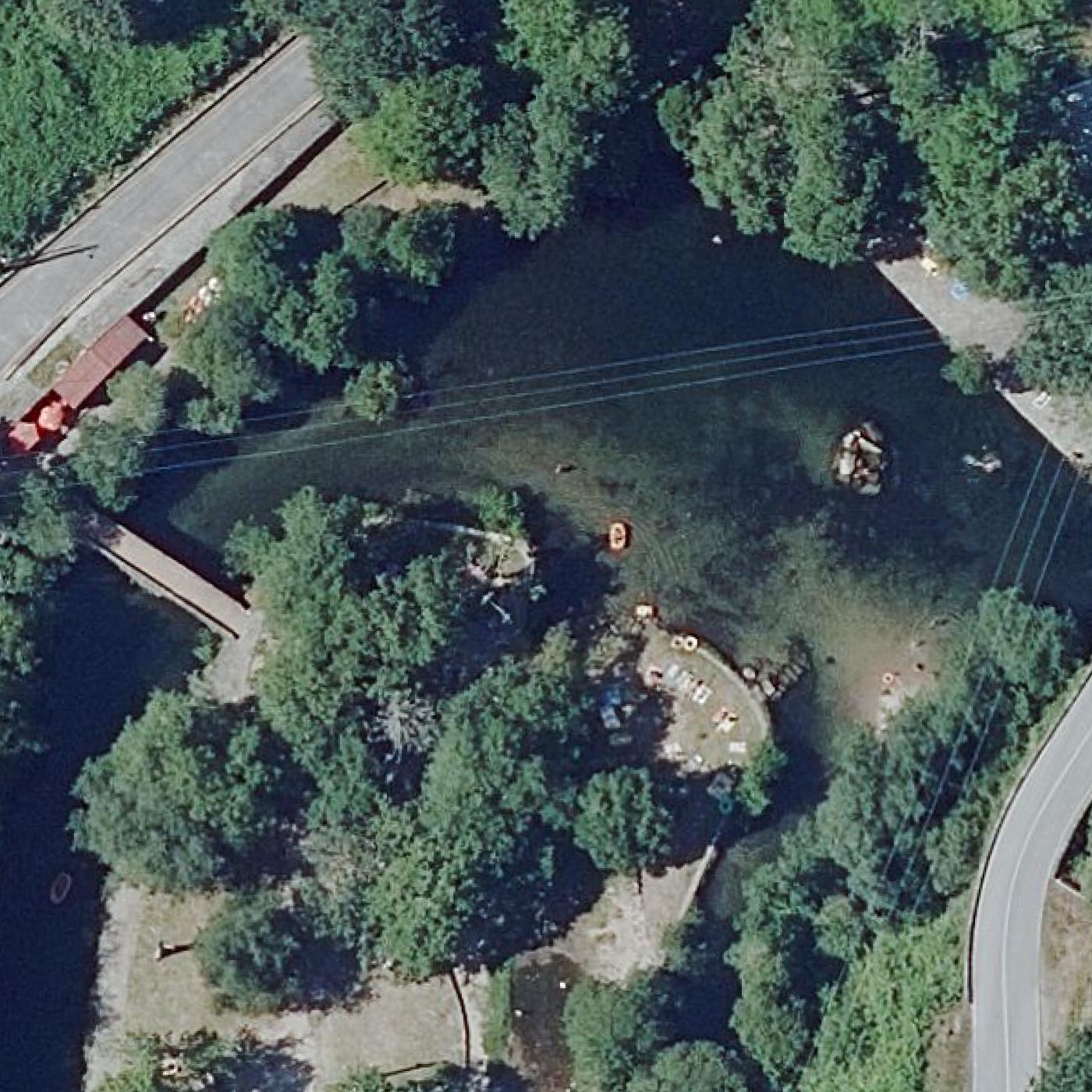 Aerial map of Praia Maceira
