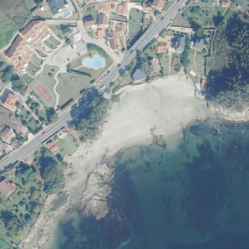 Aerial map of Praia Ouriceira