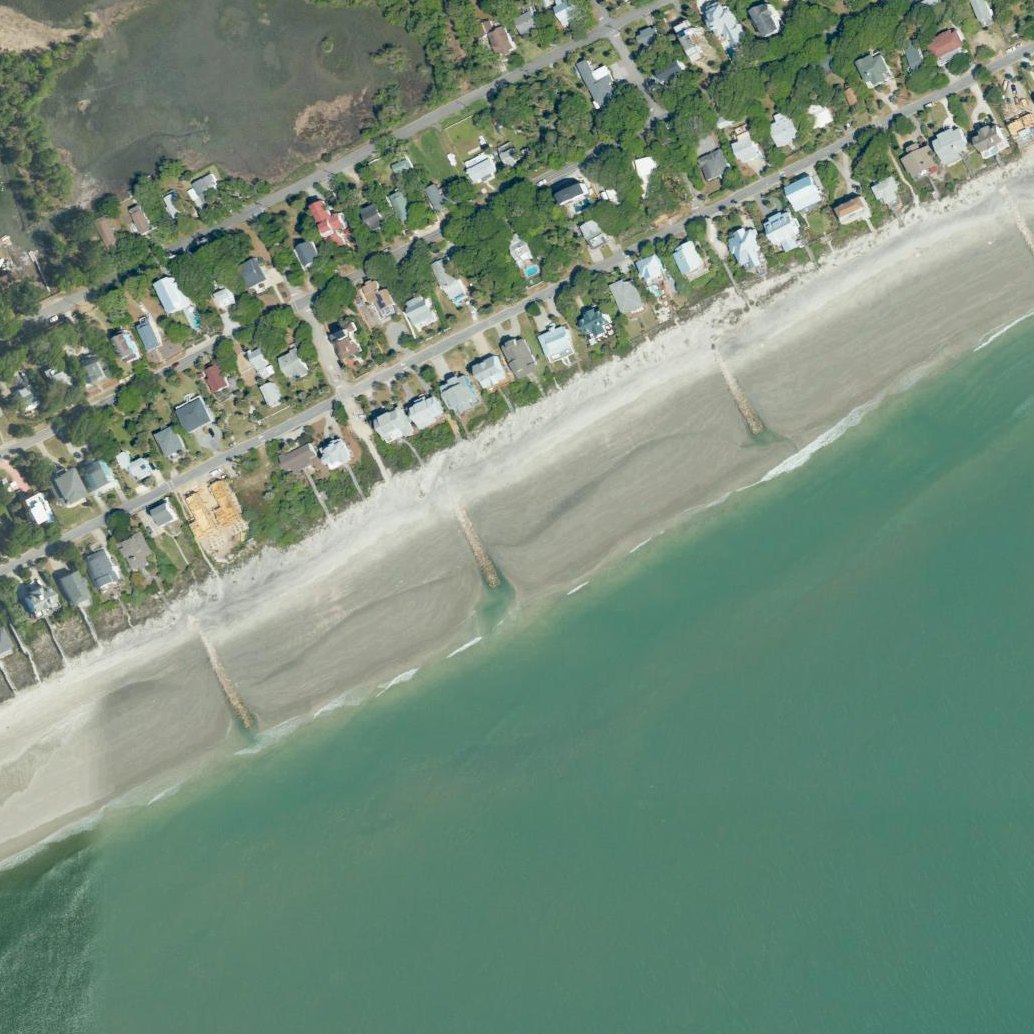 Aerial map of Public Beach Access - 10th St E