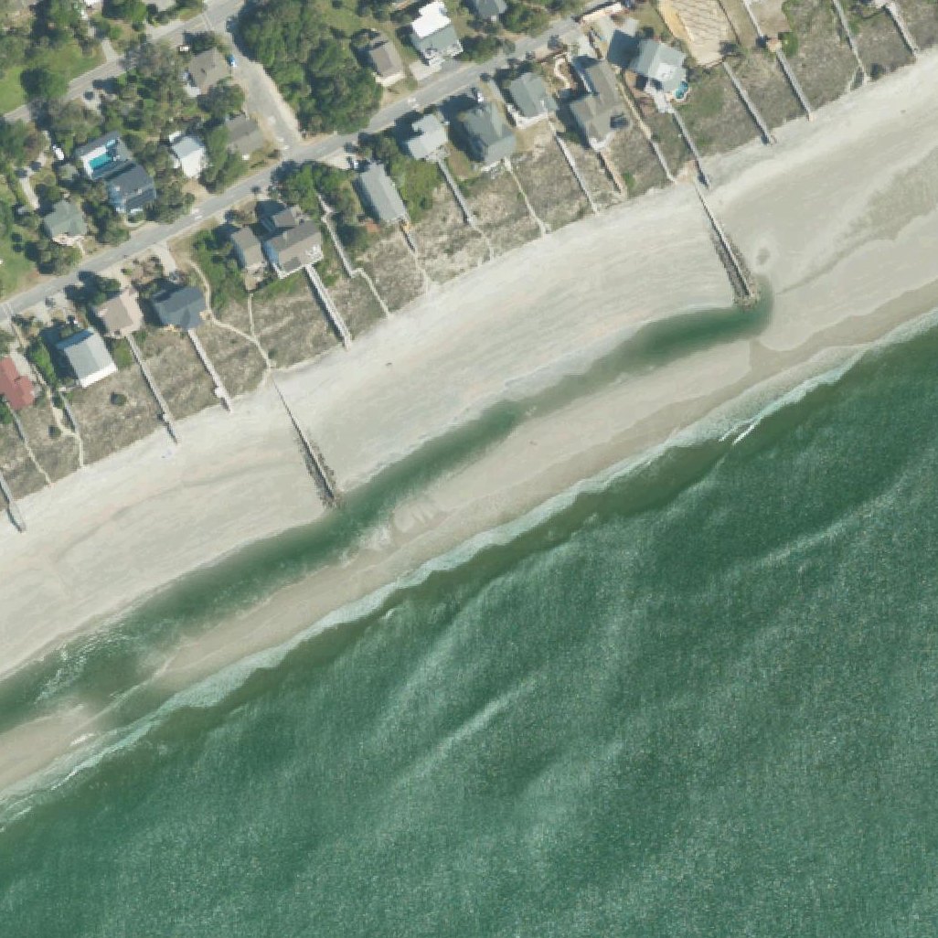 Aerial map of Public Beach Access - 7th St E