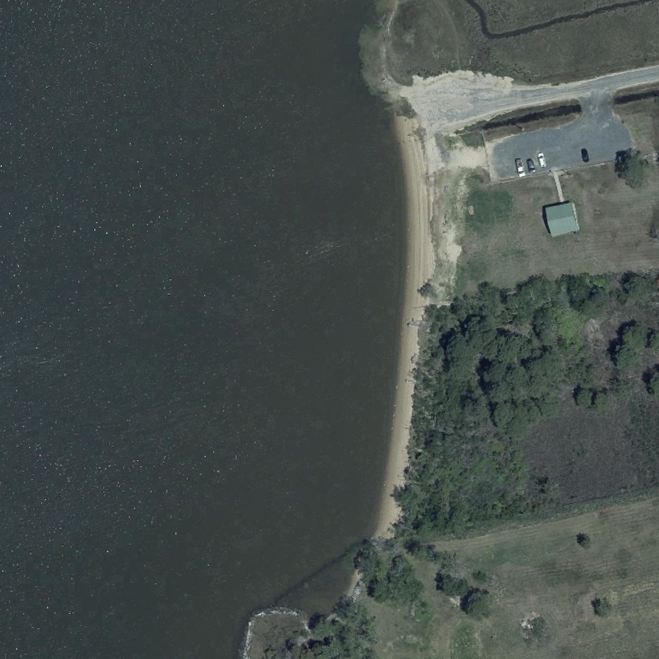 Aerial map of Raccoon Point Beach & Park