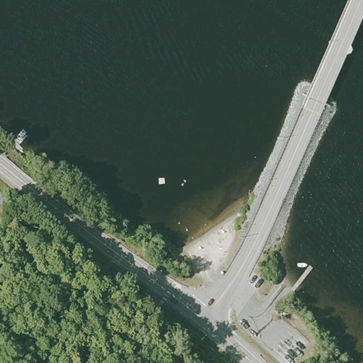 Aerial map of Shakoma Beach