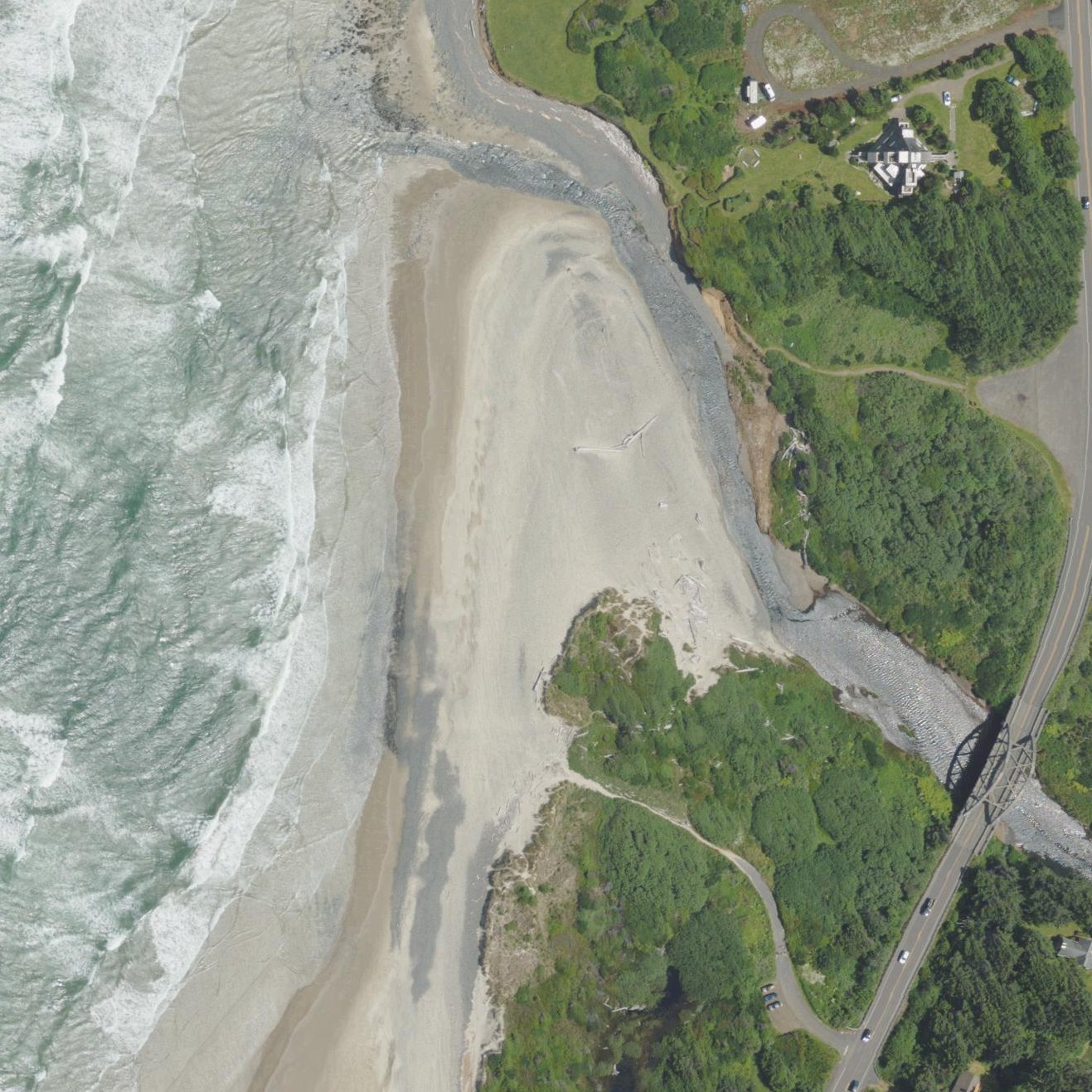Aerial map of Stonefield Beach