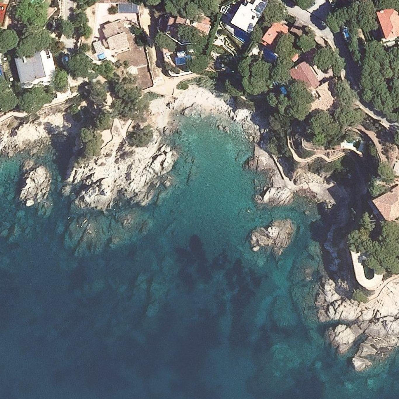 Aerial map of Trons Bay