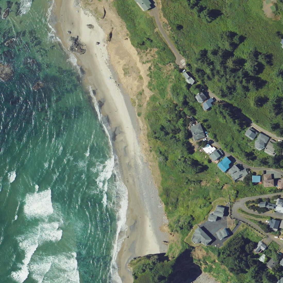 Aerial map of Tunnel Beach