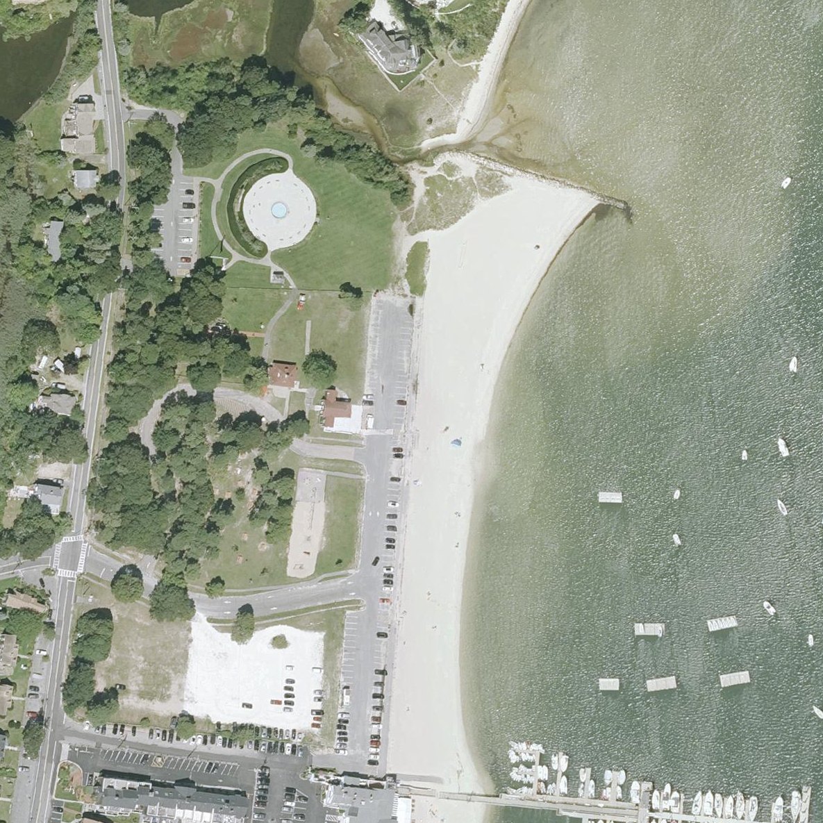 Aerial map of Veterans Park Beach