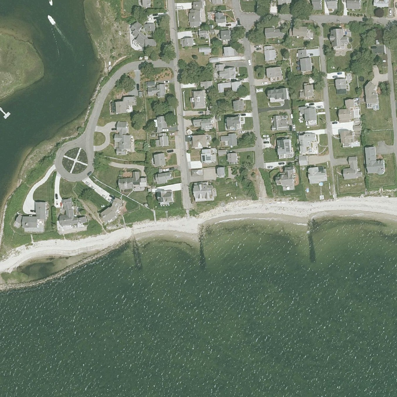 Aerial map of Wah Wah Taysee Beach