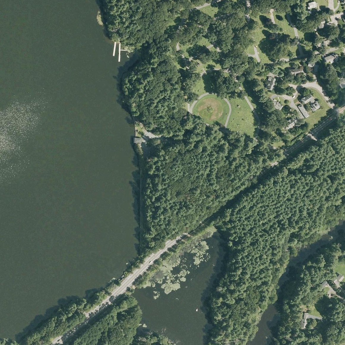 Aerial map of Wayland Town Beach
